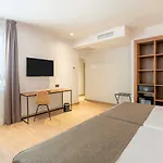 Dwo Nopal Szálloda 3*